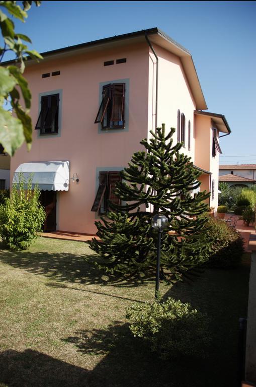 Affittacamere Villa Delia Lucques Extérieur photo